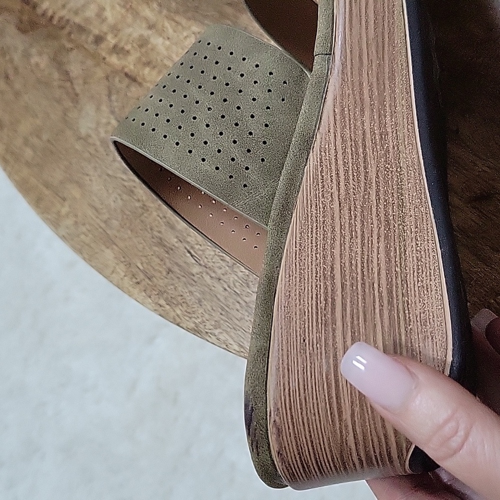 Patrizia by Spring Step Wedge Sandals - Picture 4 of 5